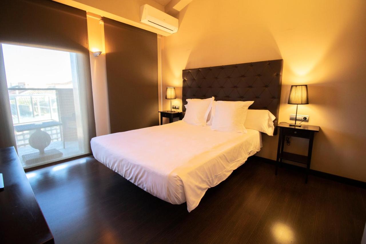 Hotel Alda Castillo De โอลีเต ภายนอก รูปภาพ