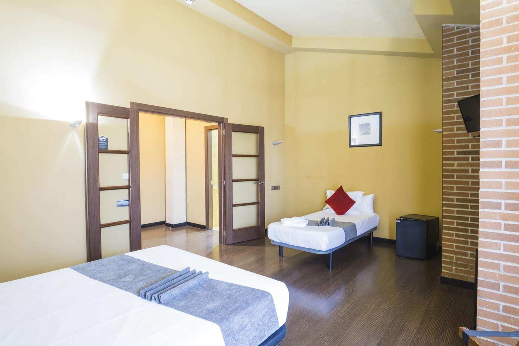 Hotel Alda Castillo De โอลีเต ภายนอก รูปภาพ
